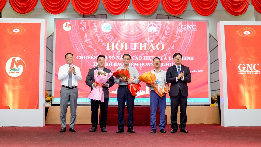 Hội thảo “Chuyển đổi số nâng cao hiệu quả tài chính, hỗ trợ bảo hiểm doanh nghiệp”